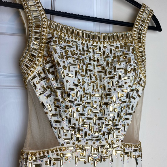 Gorgeous Crème White Gold Prom Pageant Beaded Dress - Picture 3 of 9